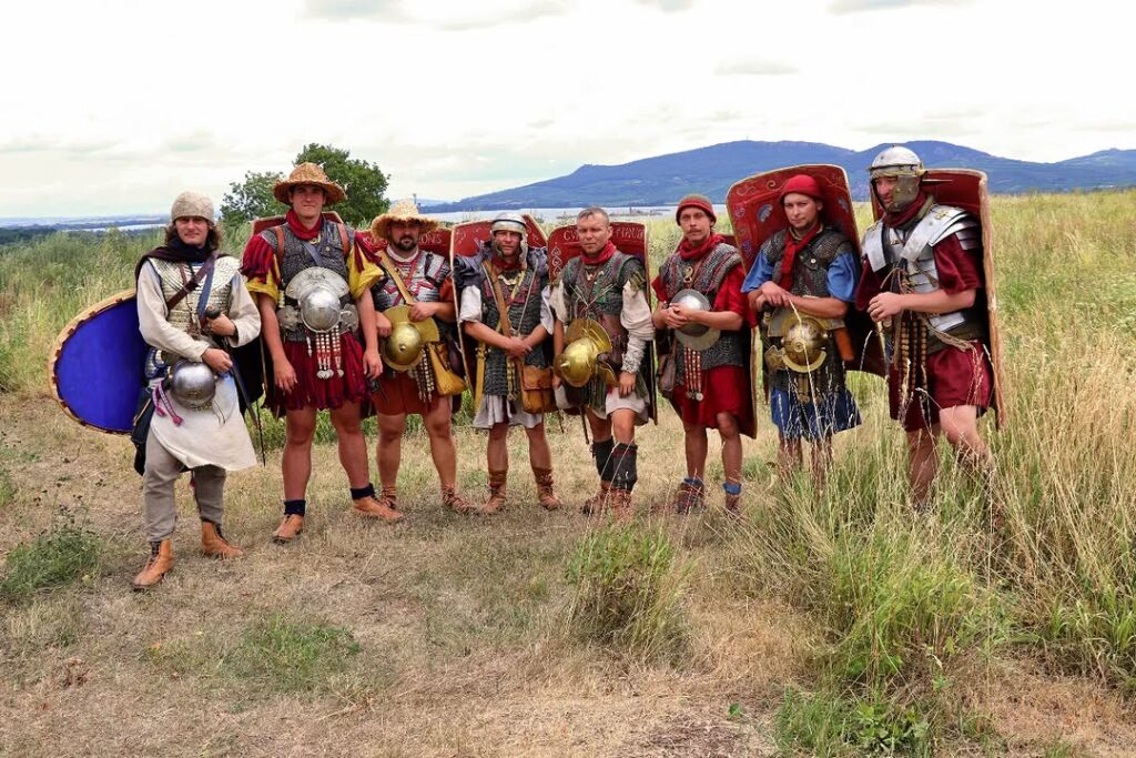 Titulka_expeditio_CaligaePrima_2023-Morava