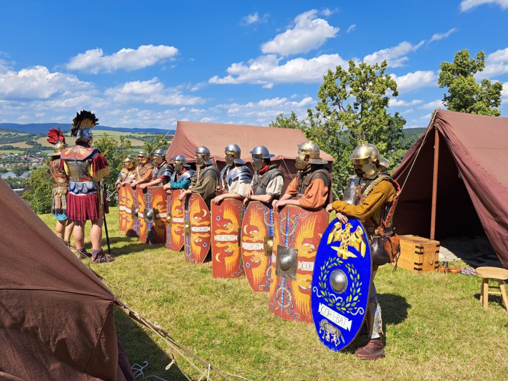 Roman legion reenactment training Legio X Gemina_Trencin_2026_na_hrade